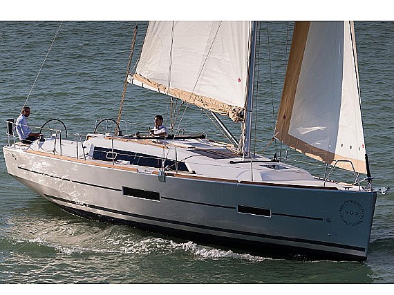 Dufour 382 GL