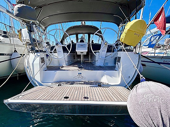 Bavaria Cruiser 37