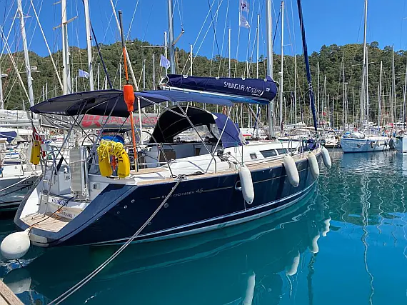 Sun Odyssey 45