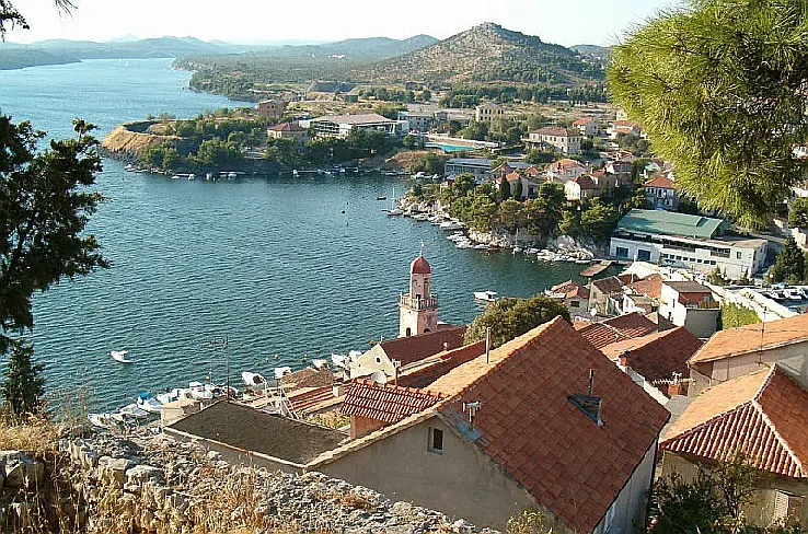 Yachtcharter Sibenik, Zaton Marina © ucsendre CC BY-SA 3.0